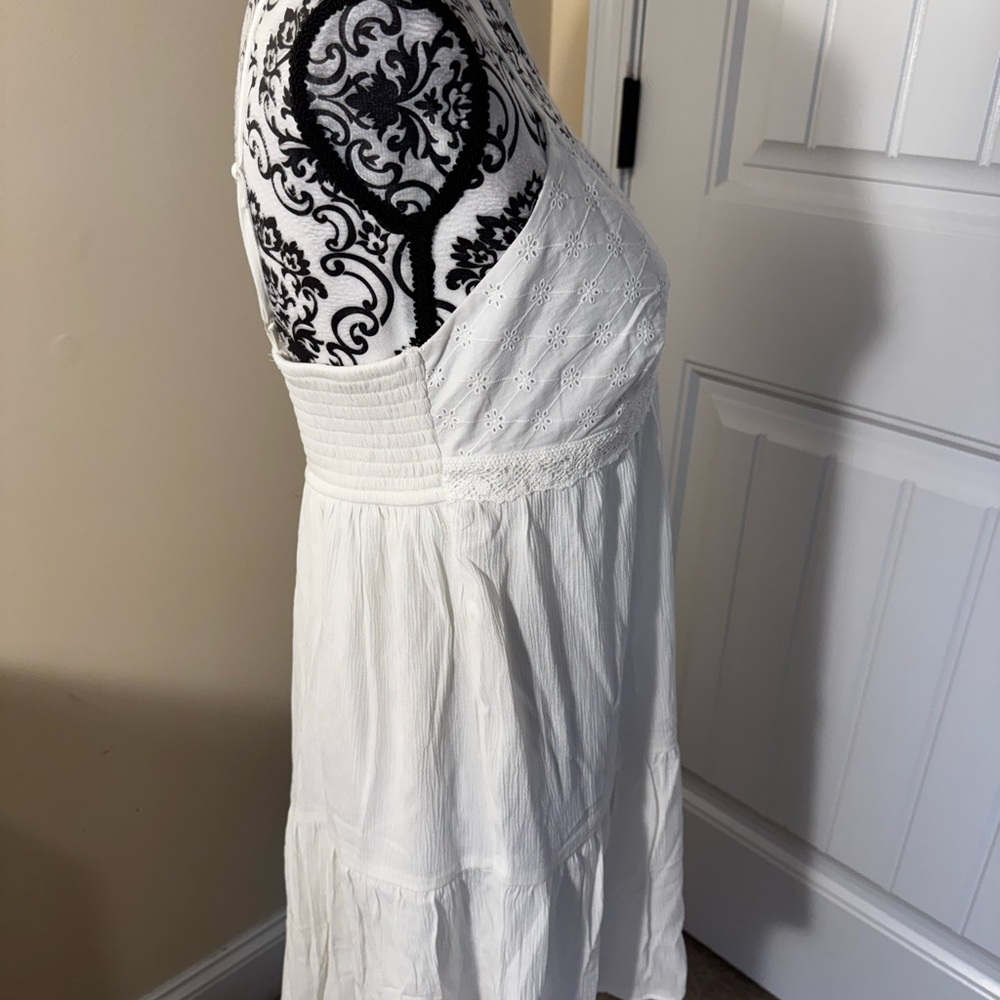 No Boundaries White Eyelet Dress NWT - Picture 3 of 8